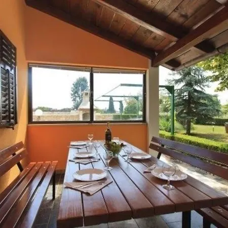 Mit Privatpool Fuer 6 Personen Ca 90 Qm In Sveti Petar U Sumi, Istrien Binnenland Von Istrien Sveti Petar u Sumi