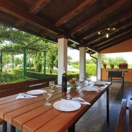 Mit Privatpool Fuer 6 Personen Ca 90 Qm In Sveti Petar U Sumi, Istrien Binnenland Von Istrien Sveti Petar u Sumi