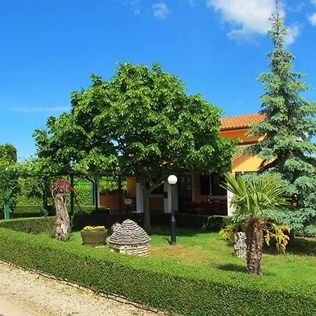 Holiday home Mit Privatpool Fuer 6 Personen Ca 90 Qm In Sveti Petar U Sumi, Istrien Binnenland Von Istrien *